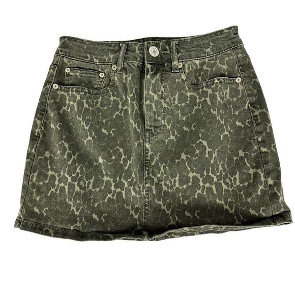 American Eagle Denim Mini Skirt size 2 Animal or Camo print - Picture 1 of 11